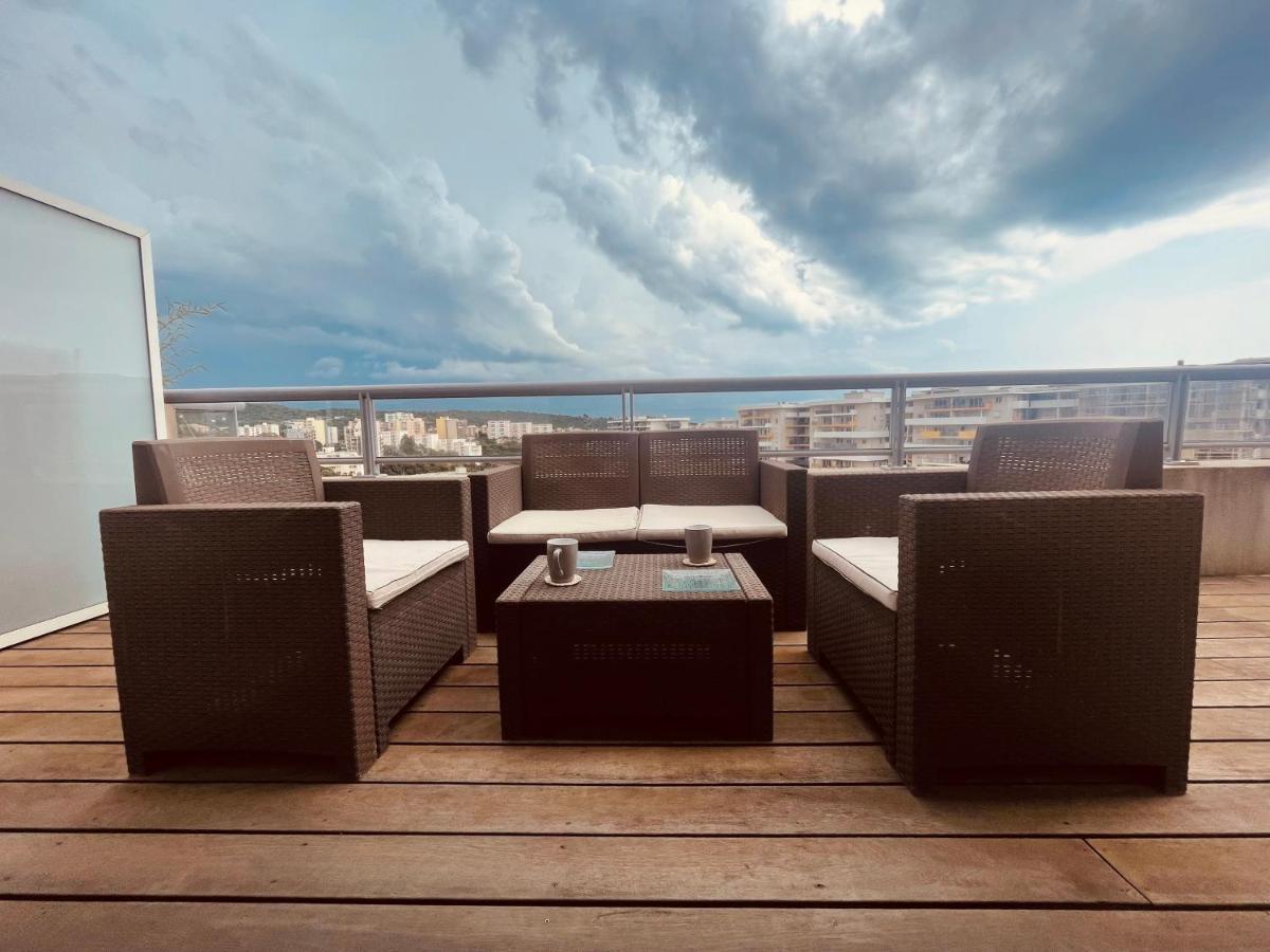 Grand Studio Toit Terrase Ajaccio アジャクシオ エクステリア 写真
